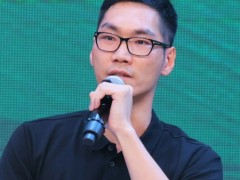 白兔瓷磚副總經(jīng)理 丁雄翔：瓷磚減薄，沒(méi)有盡頭可言