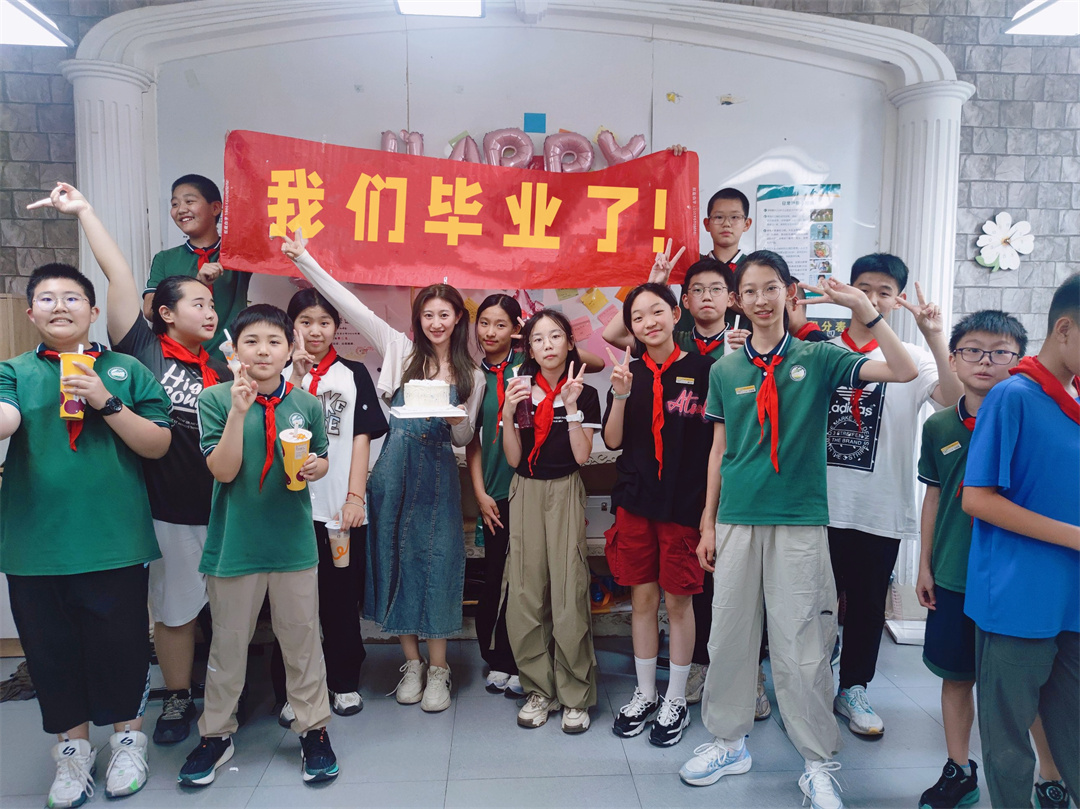 陶藝社團(tuán)畢業(yè)季，用陶瓷的永恒留下最美的記憶3301.jpg